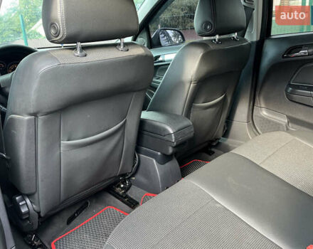 Опель Астра 2010 в Коломые на Automoto.ua Черный Опель Астра, объемом двигателя 1.25 л и пробегом 150 тыс. км за 6700 $, фото 17 на Automoto.ua