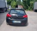 Чорний Опель Астра, об'ємом двигуна 1.7 л та пробігом 250 тис. км за 4500 $, фото 3 на Automoto.ua