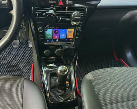 Черный Опель Астра, объемом двигателя 1.25 л и пробегом 150 тыс. км за 6250 $, фото 29 на Automoto.ua