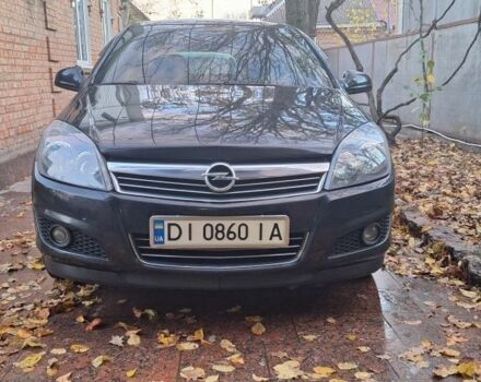 Черный Опель Астра, объемом двигателя 1.4 л и пробегом 173 тыс. км за 5500 $, фото 7 на Automoto.ua