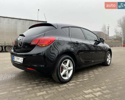 Чорний Опель Астра, об'ємом двигуна 1.69 л та пробігом 239 тис. км за 5777 $, фото 9 на Automoto.ua