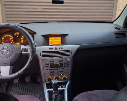 Черный Опель Астра, объемом двигателя 1.4 л и пробегом 173 тыс. км за 5500 $, фото 12 на Automoto.ua