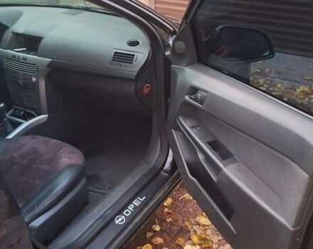 Чорний Опель Астра, об'ємом двигуна 1.4 л та пробігом 173 тис. км за 5500 $, фото 7 на Automoto.ua