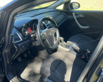 Опель Астра 2010 у Корсунь-Шевченковском на Automoto.ua Чорний Опель Астра, об'ємом двигуна 1.6 л та пробігом 184 тис. км за 6000 $, фото 17 на Automoto.ua