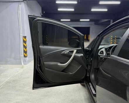 Черный Опель Астра, объемом двигателя 1.6 л и пробегом 180 тыс. км за 7700 $, фото 6 на Automoto.ua