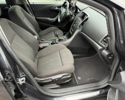 Черный Опель Астра, объемом двигателя 1.4 л и пробегом 255 тыс. км за 5700 $, фото 3 на Automoto.ua