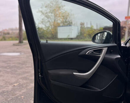 Черный Опель Астра, объемом двигателя 1.6 л и пробегом 174 тыс. км за 7500 $, фото 19 на Automoto.ua