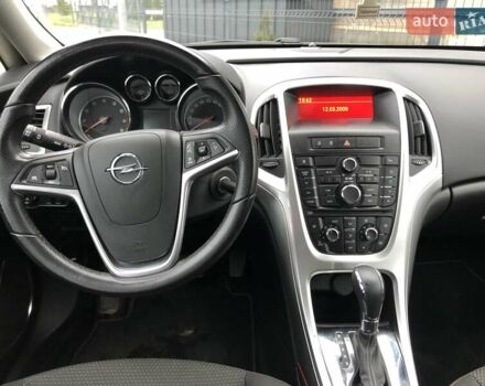 Черный Опель Астра, объемом двигателя 1.6 л и пробегом 138 тыс. км за 8990 $, фото 33 на Automoto.ua