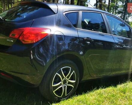 Опель Астра 2011 в Чернигове на Automoto.ua Черный Опель Астра, объемом двигателя 1.3 л и пробегом 330 тыс. км за 5200 $, фото 3 на Automoto.ua