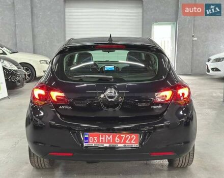 Черный Опель Астра, объемом двигателя 1.6 л и пробегом 173 тыс. км за 8799 $, фото 5 на Automoto.ua