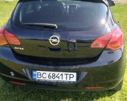 Черный Опель Астра, объемом двигателя 1.6 л и пробегом 210 тыс. км за 7500 $, фото 2 на Automoto.ua