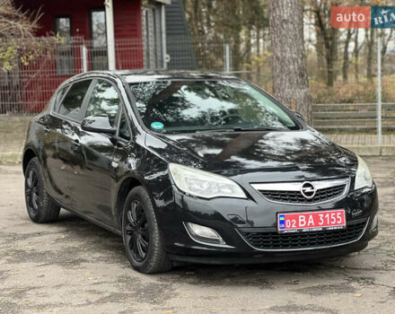 Черный Опель Астра, объемом двигателя 1.6 л и пробегом 174 тыс. км за 7500 $, фото 4 на Automoto.ua