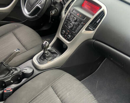 Черный Опель Астра, объемом двигателя 1.4 л и пробегом 155 тыс. км за 6499 $, фото 14 на Automoto.ua