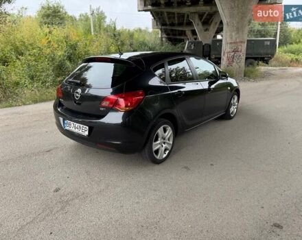 Черный Опель Астра, объемом двигателя 1.69 л и пробегом 249 тыс. км за 3950 $, фото 7 на Automoto.ua