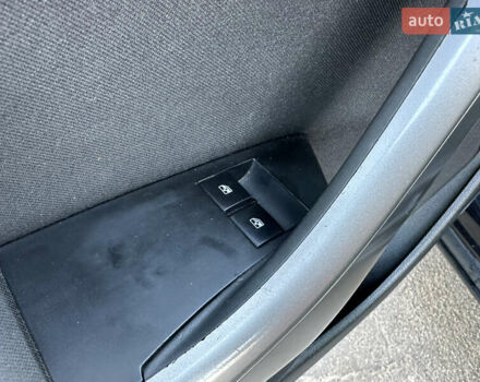 Чорний Опель Астра, об'ємом двигуна 1.7 л та пробігом 295 тис. км за 5999 $, фото 18 на Automoto.ua