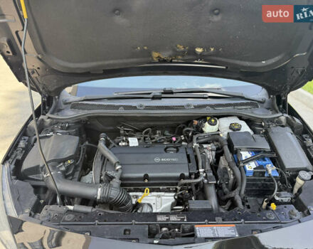 Черный Опель Астра, объемом двигателя 1.6 л и пробегом 127 тыс. км за 8950 $, фото 41 на Automoto.ua