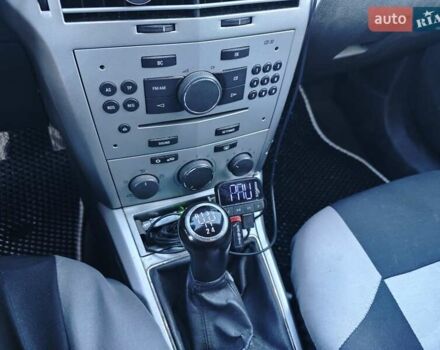 Чорний Опель Астра, об'ємом двигуна 1.36 л та пробігом 261 тис. км за 6900 $, фото 7 на Automoto.ua