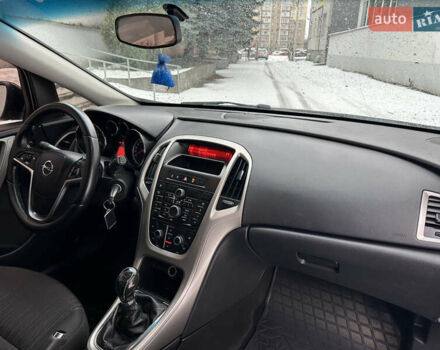 Чорний Опель Астра, об'ємом двигуна 1.7 л та пробігом 295 тис. км за 6499 $, фото 40 на Automoto.ua