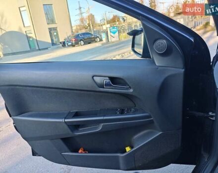 Чорний Опель Астра, об'ємом двигуна 1.36 л та пробігом 261 тис. км за 6900 $, фото 10 на Automoto.ua