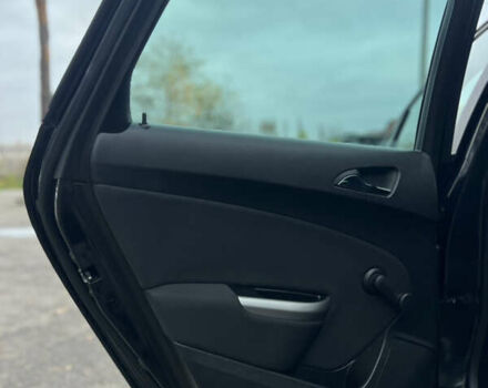 Черный Опель Астра, объемом двигателя 1.6 л и пробегом 174 тыс. км за 7500 $, фото 20 на Automoto.ua