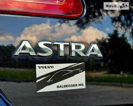 Черный Опель Астра, объемом двигателя 1.6 л и пробегом 170 тыс. км за 9100 $, фото 22 на Automoto.ua