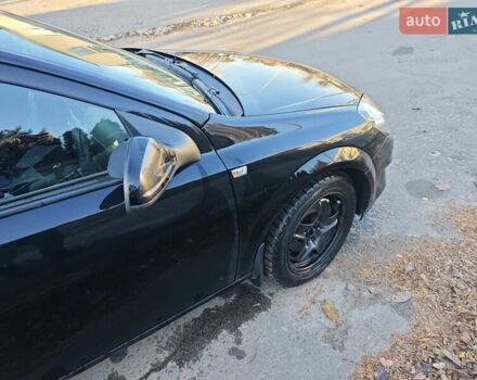 Чорний Опель Астра, об'ємом двигуна 1.36 л та пробігом 261 тис. км за 6900 $, фото 5 на Automoto.ua