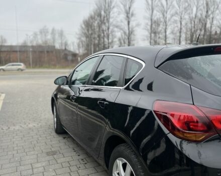 Черный Опель Астра, объемом двигателя 1.6 л и пробегом 240 тыс. км за 5399 $, фото 5 на Automoto.ua