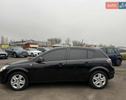 Черный Опель Астра, объемом двигателя 1.6 л и пробегом 169 тыс. км за 6750 $, фото 7 на Automoto.ua