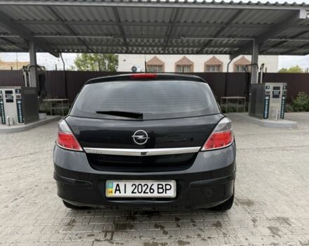 Черный Опель Астра, объемом двигателя 1.6 л и пробегом 169 тыс. км за 7000 $, фото 4 на Automoto.ua