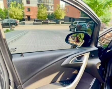 Опель Астра 2012 в Ивано-Франковске на Automoto.ua Черный Опель Астра, объемом двигателя 1.7 л и пробегом 254 тыс. км за 7200 $, фото 11 на Automoto.ua