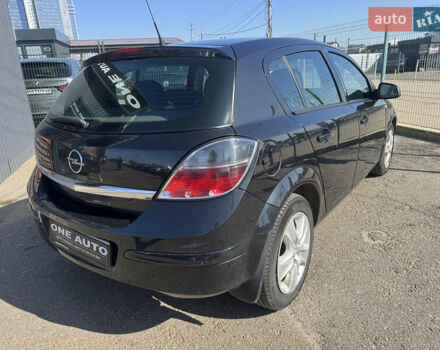 Черный Опель Астра, объемом двигателя 1.6 л и пробегом 130 тыс. км за 6990 $, фото 5 на Automoto.ua