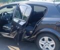 Черный Опель Астра, объемом двигателя 1.6 л и пробегом 130 тыс. км за 10000 $, фото 1 на Automoto.ua