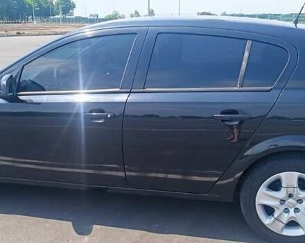 Чорний Опель Астра, об'ємом двигуна 1.6 л та пробігом 130 тис. км за 10000 $, фото 1 на Automoto.ua