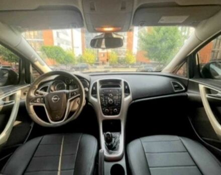 Опель Астра 2012 в Ивано-Франковске на Automoto.ua Черный Опель Астра, объемом двигателя 1.7 л и пробегом 254 тыс. км за 7200 $, фото 10 на Automoto.ua
