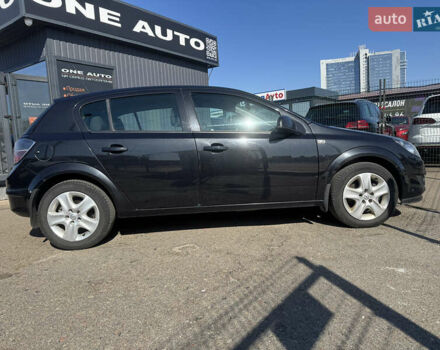 Черный Опель Астра, объемом двигателя 1.6 л и пробегом 130 тыс. км за 6990 $, фото 4 на Automoto.ua