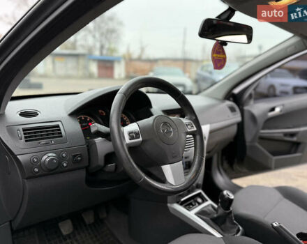 Черный Опель Астра, объемом двигателя 1.6 л и пробегом 169 тыс. км за 6750 $, фото 18 на Automoto.ua