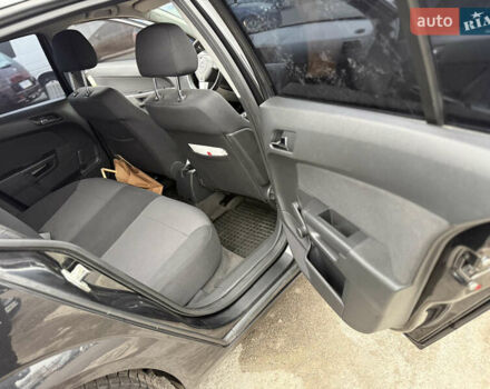 Черный Опель Астра, объемом двигателя 1.6 л и пробегом 169 тыс. км за 6750 $, фото 32 на Automoto.ua