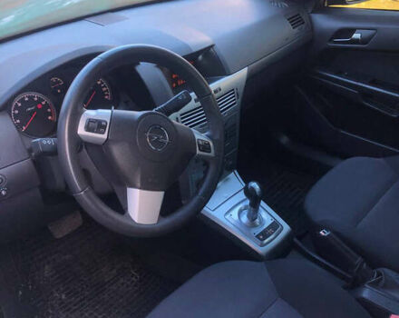 Черный Опель Астра, объемом двигателя 1.6 л и пробегом 69 тыс. км за 6900 $, фото 9 на Automoto.ua
