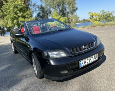 Черный Опель Астра, объемом двигателя 2.2 л и пробегом 330 тыс. км за 4500 $, фото 1 на Automoto.ua