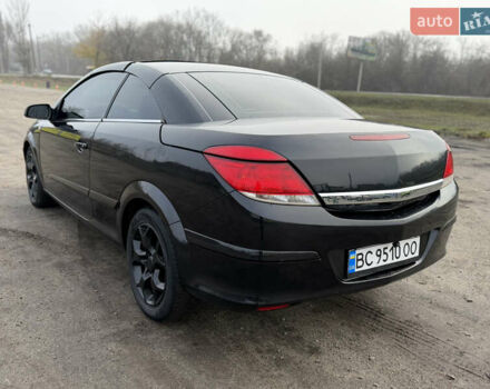 Черный Опель Астра, объемом двигателя 1.8 л и пробегом 224 тыс. км за 3250 $, фото 3 на Automoto.ua