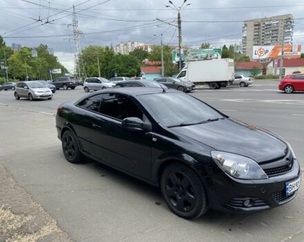 Черный Опель Астра, объемом двигателя 1.6 л и пробегом 189 тыс. км за 4400 $, фото 3 на Automoto.ua