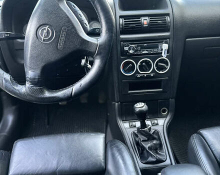 Чорний Опель Астра, об'ємом двигуна 2.2 л та пробігом 286 тис. км за 3100 $, фото 8 на Automoto.ua