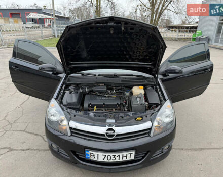 Черный Опель Астра, объемом двигателя 1.6 л и пробегом 215 тыс. км за 3999 $, фото 37 на Automoto.ua