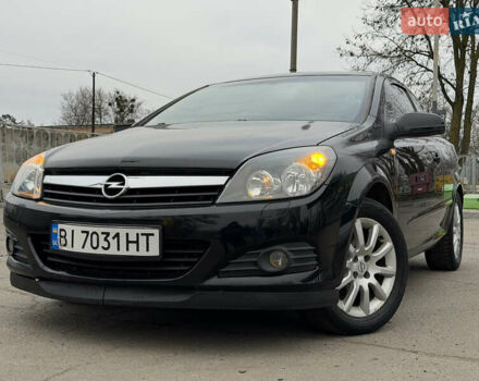 Черный Опель Астра, объемом двигателя 1.6 л и пробегом 215 тыс. км за 3999 $, фото 2 на Automoto.ua