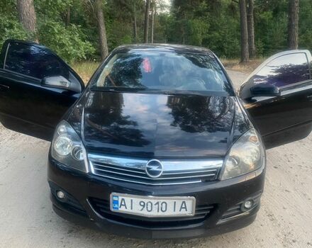 Черный Опель Астра, объемом двигателя 1.6 л и пробегом 300 тыс. км за 5000 $, фото 4 на Automoto.ua