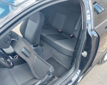 Черный Опель Астра, объемом двигателя 1.4 л и пробегом 185 тыс. км за 5350 $, фото 7 на Automoto.ua