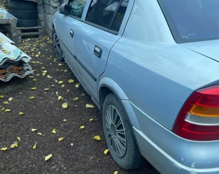 Черный Опель Астра, объемом двигателя 2 л и пробегом 300 тыс. км за 1300 $, фото 4 на Automoto.ua