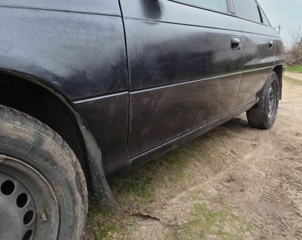 Чорний Опель Астра, об'ємом двигуна 1.6 л та пробігом 350 тис. км за 1800 $, фото 3 на Automoto.ua