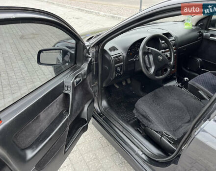 Черный Опель Астра, объемом двигателя 1.6 л и пробегом 205 тыс. км за 1999 $, фото 8 на Automoto.ua