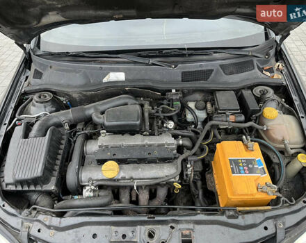 Черный Опель Астра, объемом двигателя 1.6 л и пробегом 205 тыс. км за 1999 $, фото 11 на Automoto.ua